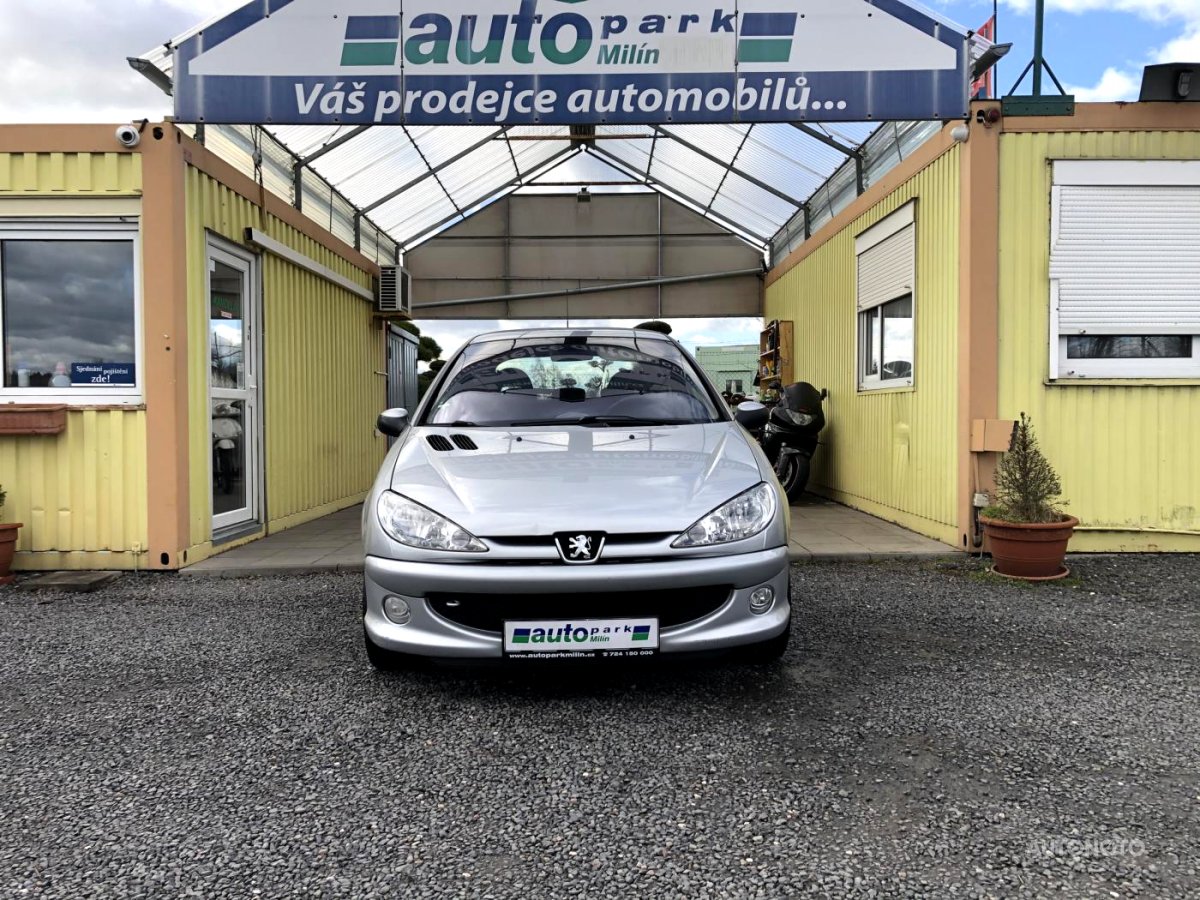 Peugeot 206, 2005 - pohled č. 2