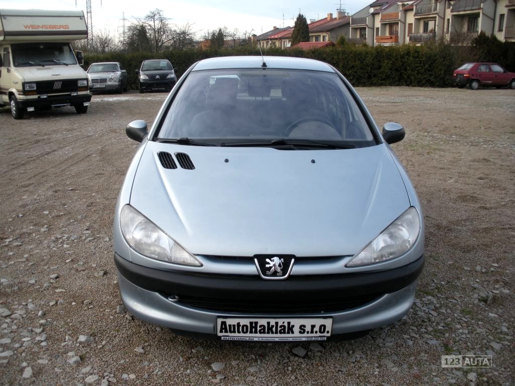 Peugeot 206, 2002 - pohled č. 6