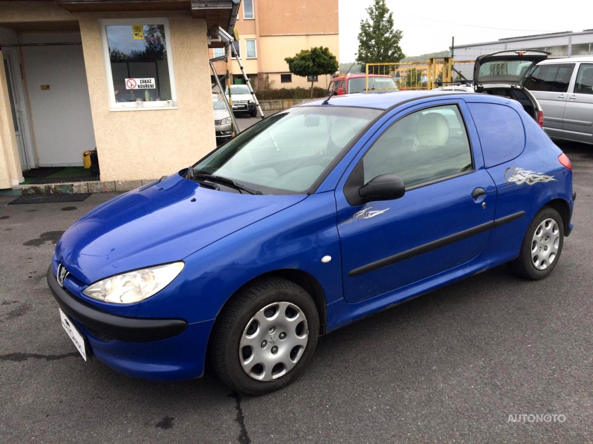 Peugeot 206, 2003 - celkový pohled