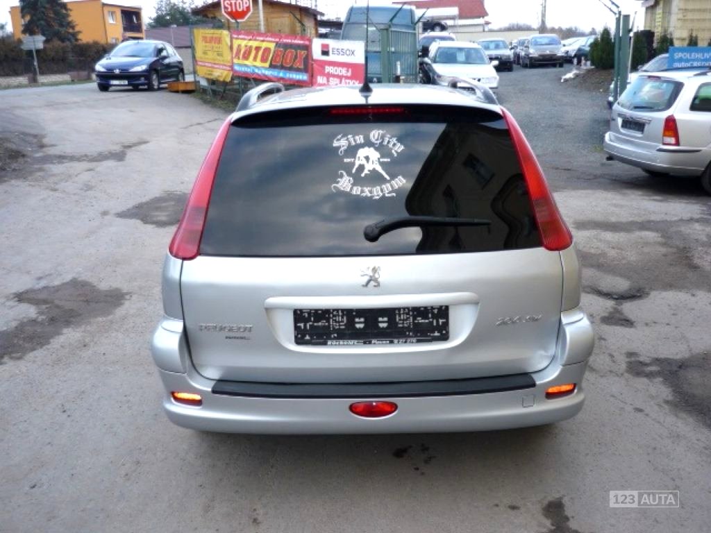 Peugeot 206, 2004 - pohled č. 5