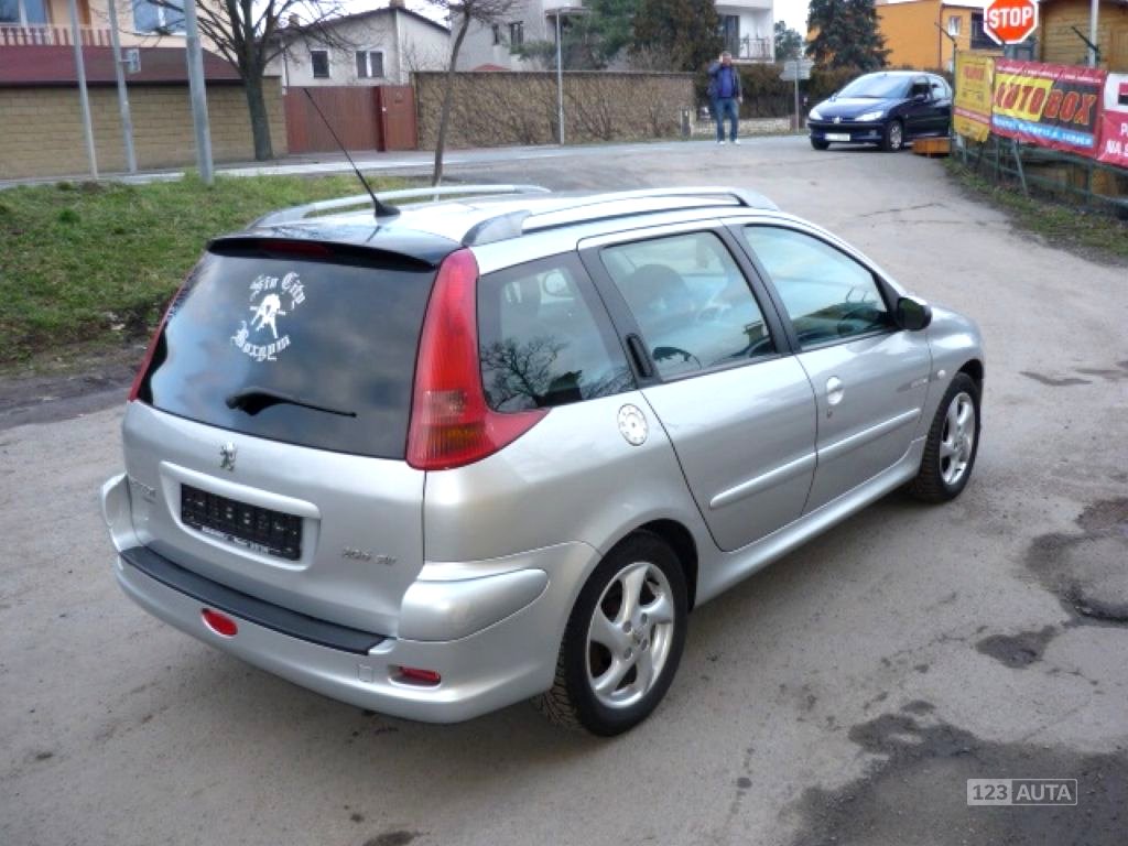Peugeot 206, 2004 - pohled č. 6