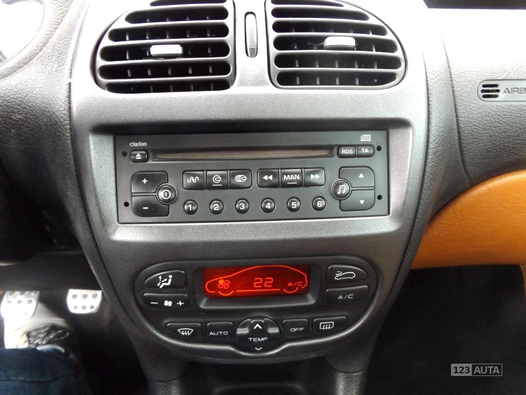 Peugeot 206, 2002 - pohled č. 15