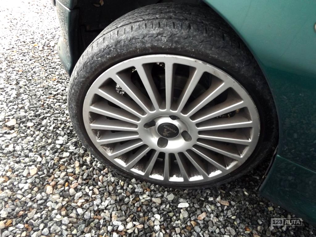 Peugeot 206, 2002 - pohled č. 21