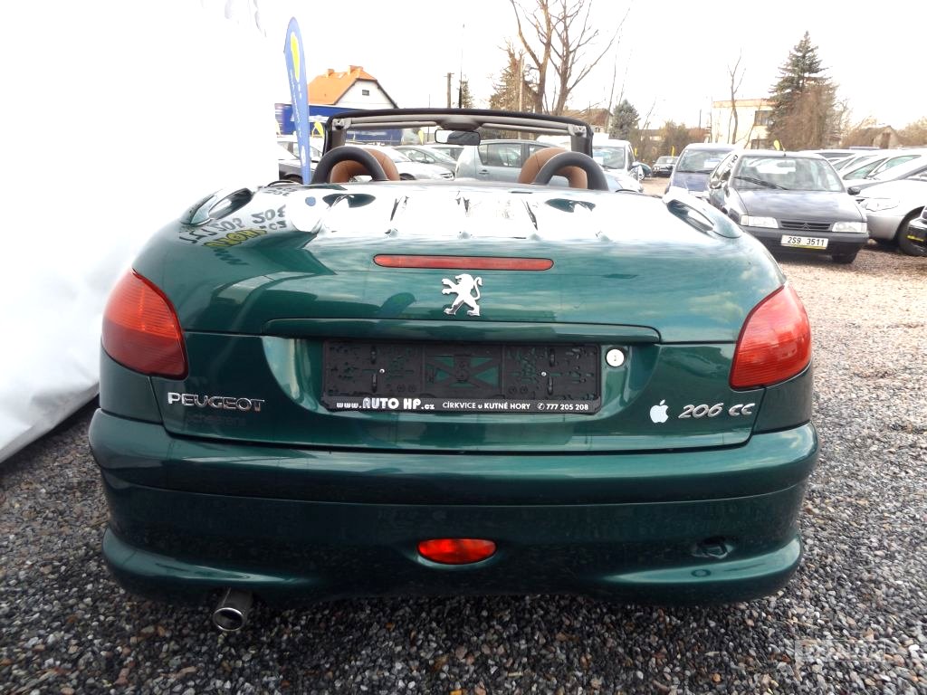 Peugeot 206, 2002 - pohled č. 6