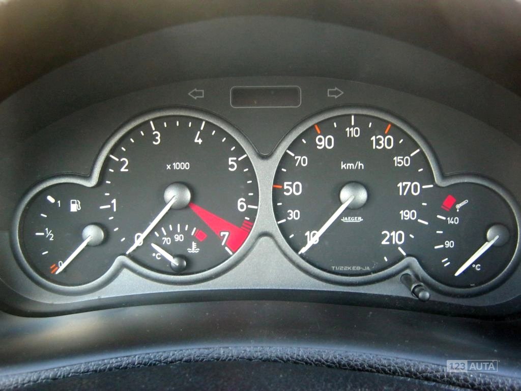 Peugeot 206, 1999 - pohled č. 17