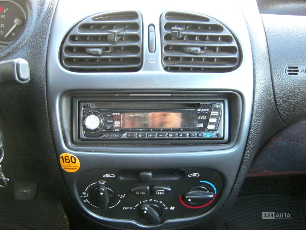 Peugeot 206, 1999 - pohled č. 18