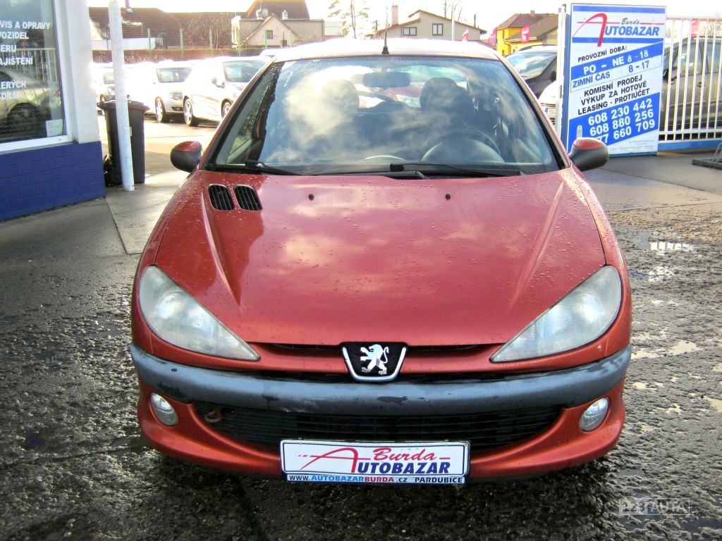 Peugeot 206, 1999 - pohled č. 3