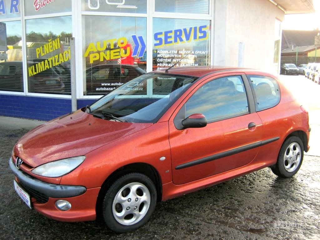 Peugeot 206, 1999 - pohled č. 5