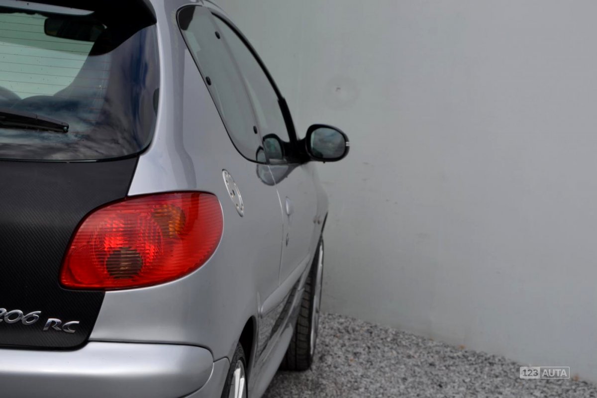 Peugeot 206, 2004 - pohled č. 11