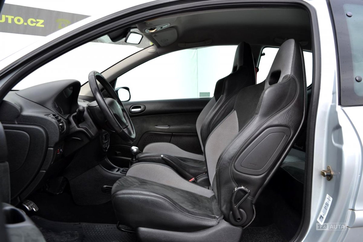 Peugeot 206, 2004 - pohled č. 12