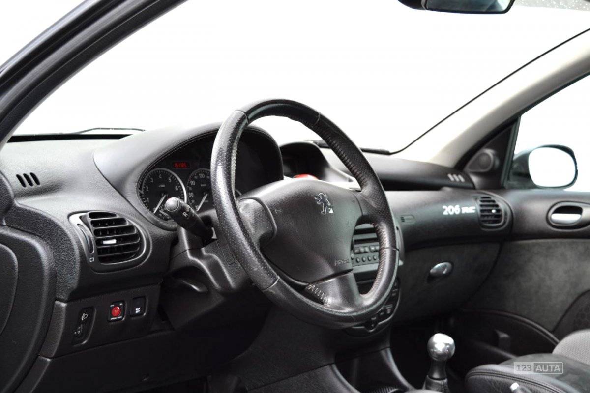 Peugeot 206, 2004 - pohled č. 13