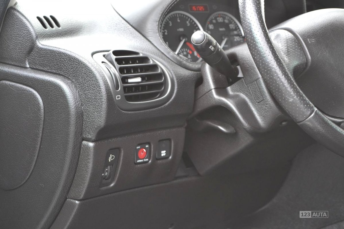 Peugeot 206, 2004 - pohled č. 14