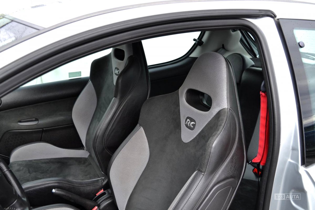 Peugeot 206, 2004 - pohled č. 18