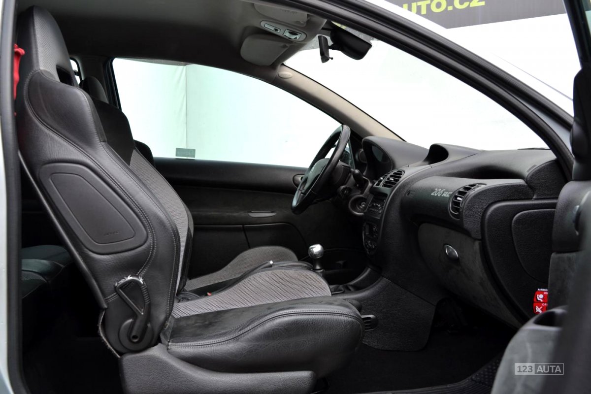 Peugeot 206, 2004 - pohled č. 21