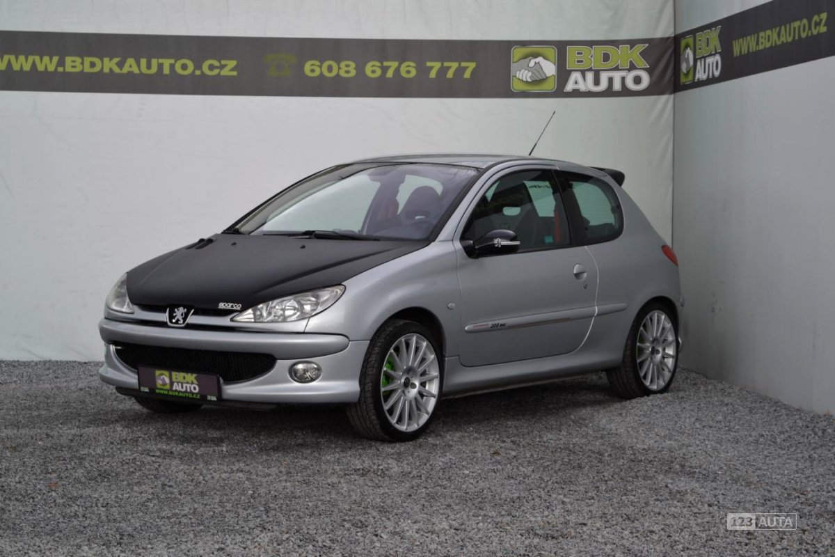 Peugeot 206, 2004 - pohled č. 3