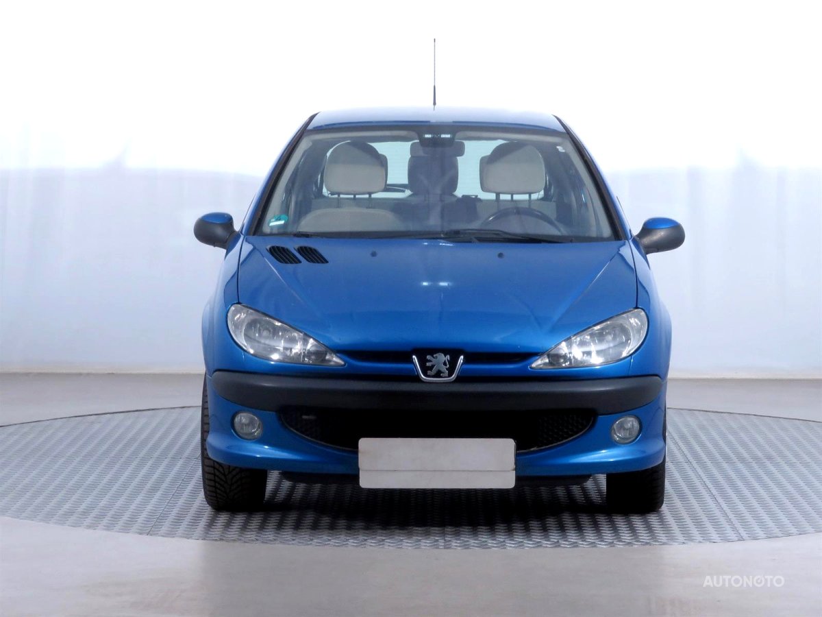 Peugeot 206, 2004 - pohled č. 2