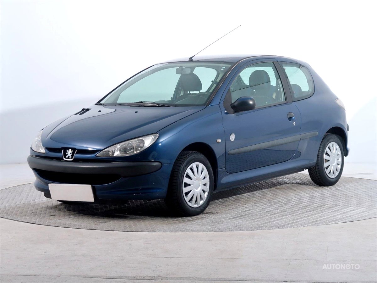 Peugeot 206, 2004 - pohled č. 3