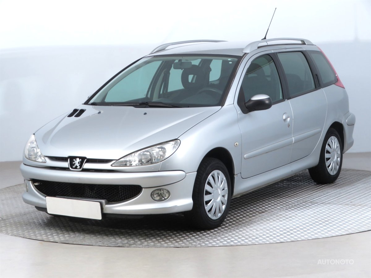 Peugeot 206, 2006 - pohled č. 3