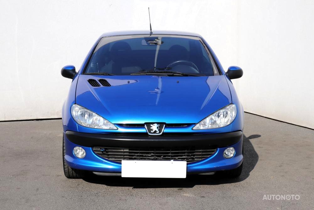 Peugeot 206, 2002 - pohled č. 2