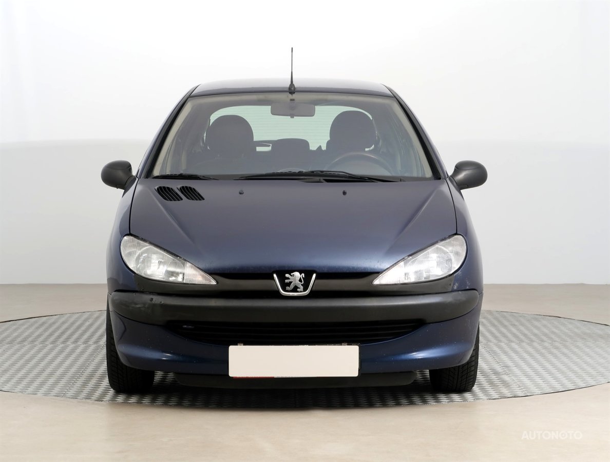 Peugeot 206, 2002 - pohled č. 2