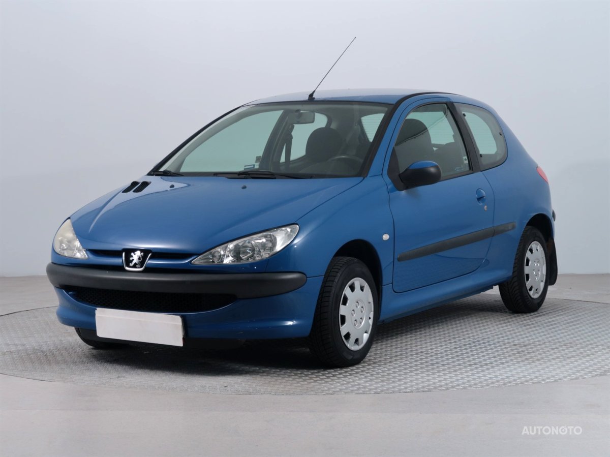 Peugeot 206, 2004 - pohled č. 3