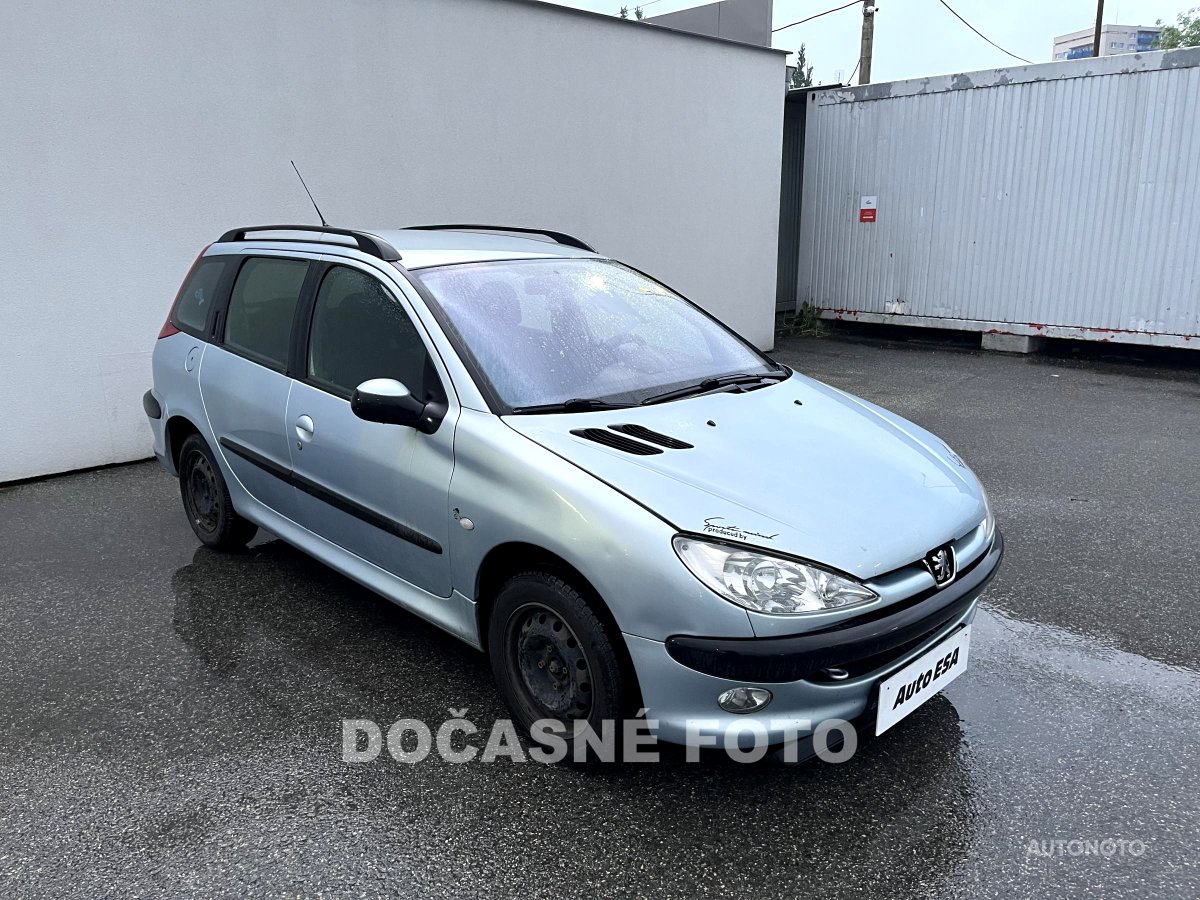 Peugeot 206, 2003 - celkový pohled