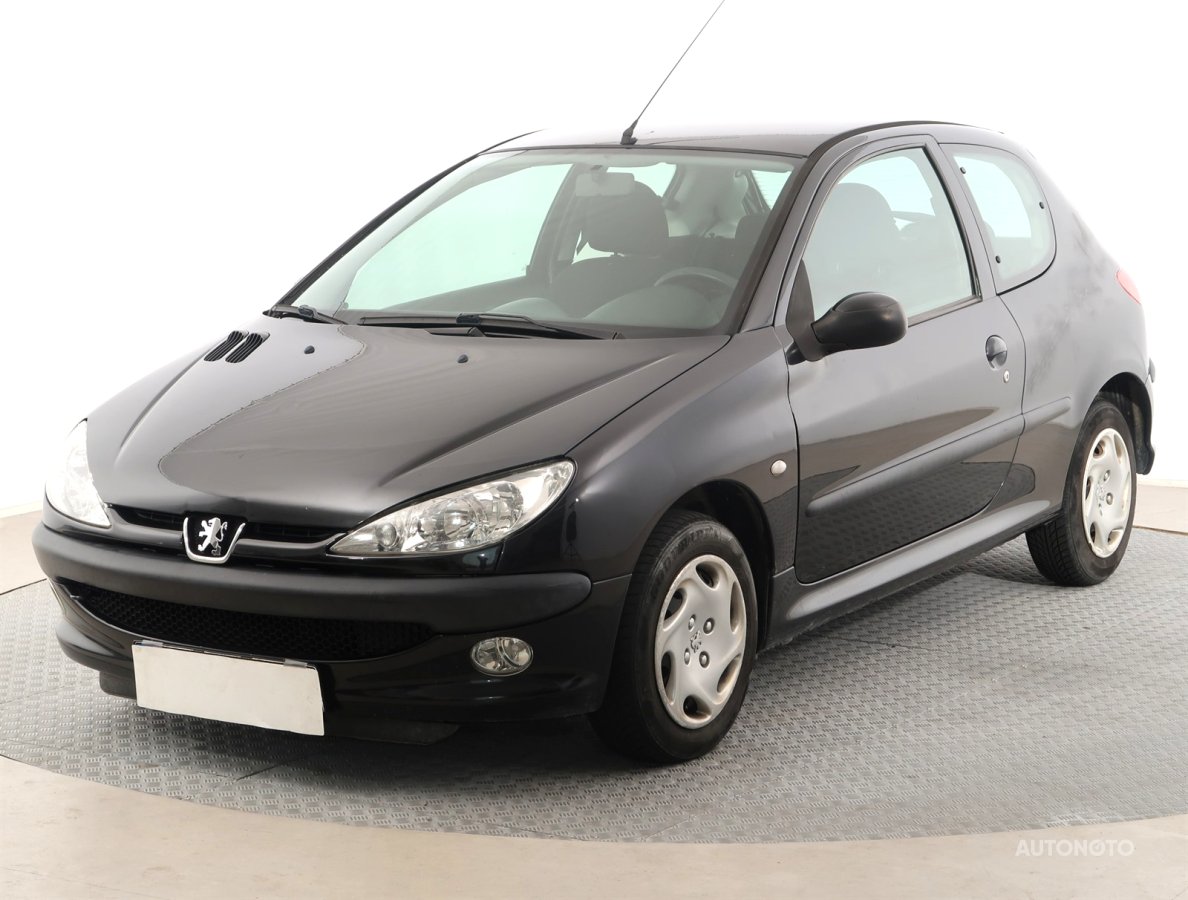 Peugeot 206, 2004 - pohled č. 3