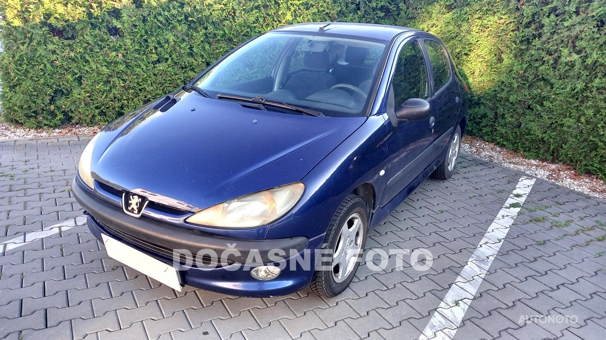 Peugeot 206, 2003 - pohled č. 3