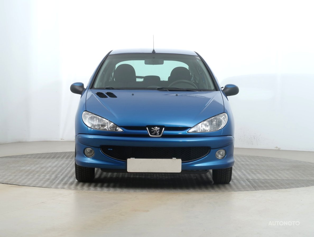 Peugeot 206, 2005 - pohled č. 2
