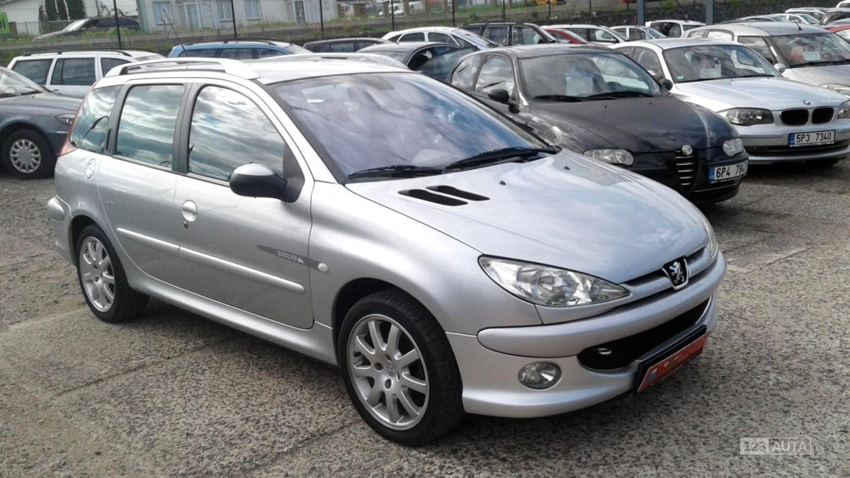 Peugeot 206, 2004 - celkový pohled