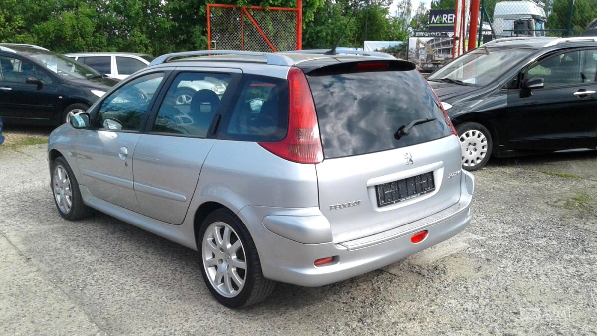 Peugeot 206, 2004 - pohled č. 27