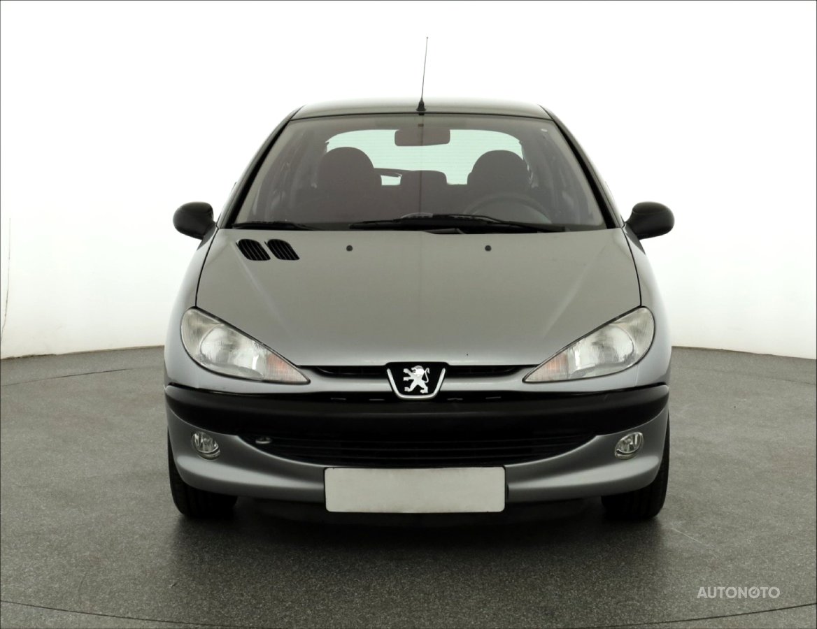 Peugeot 206, 2002 - pohled č. 2