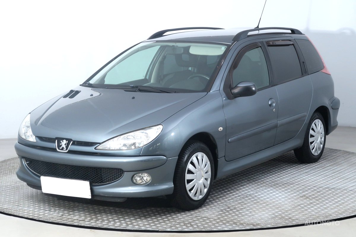 Peugeot 206, 2006 - pohled č. 3