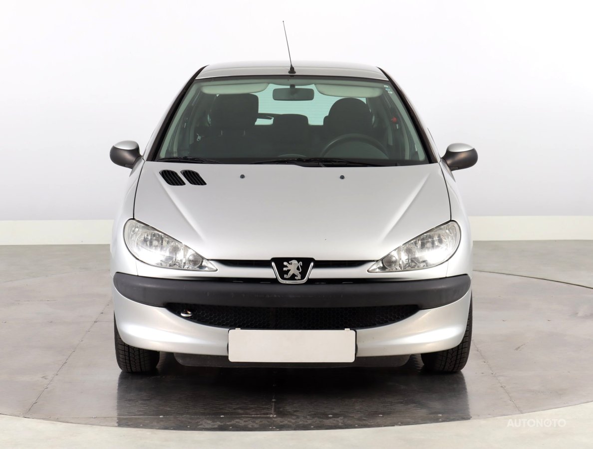 Peugeot 206, 2004 - pohled č. 2