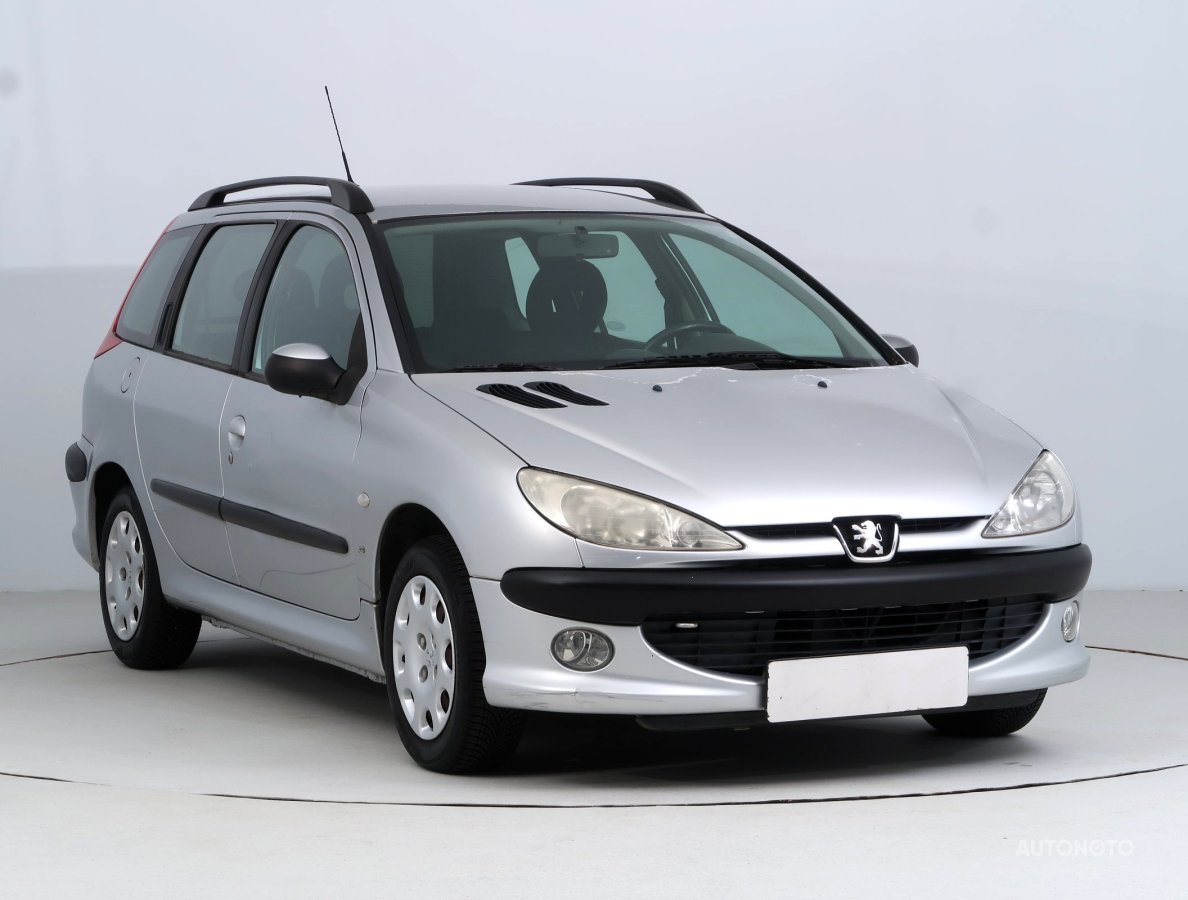 Peugeot 206, 2002 - celkový pohled