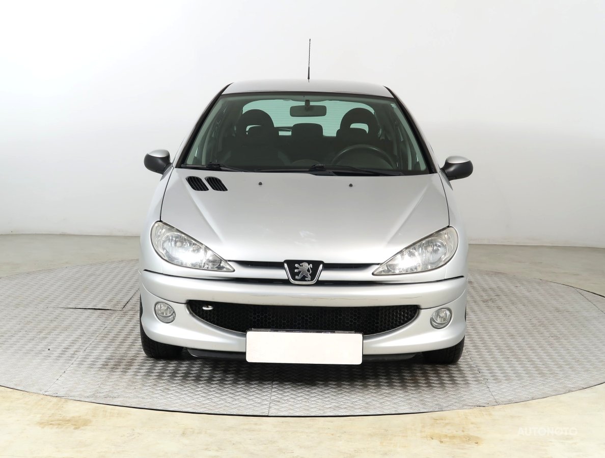 Peugeot 206, 2007 - pohled č. 2
