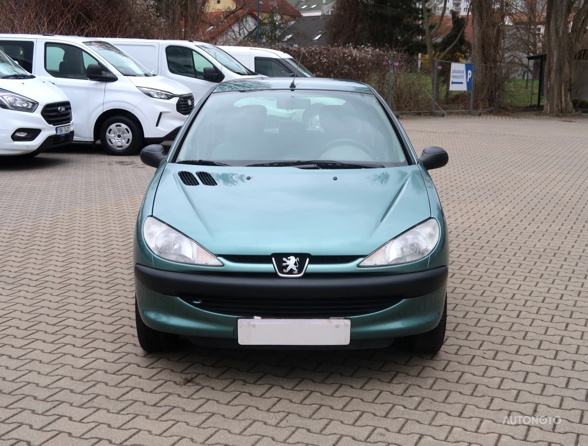 Peugeot 206, 2002 - pohled č. 2