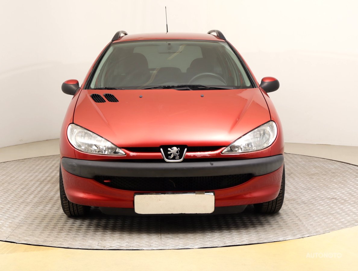 Peugeot 206, 2004 - pohled č. 2