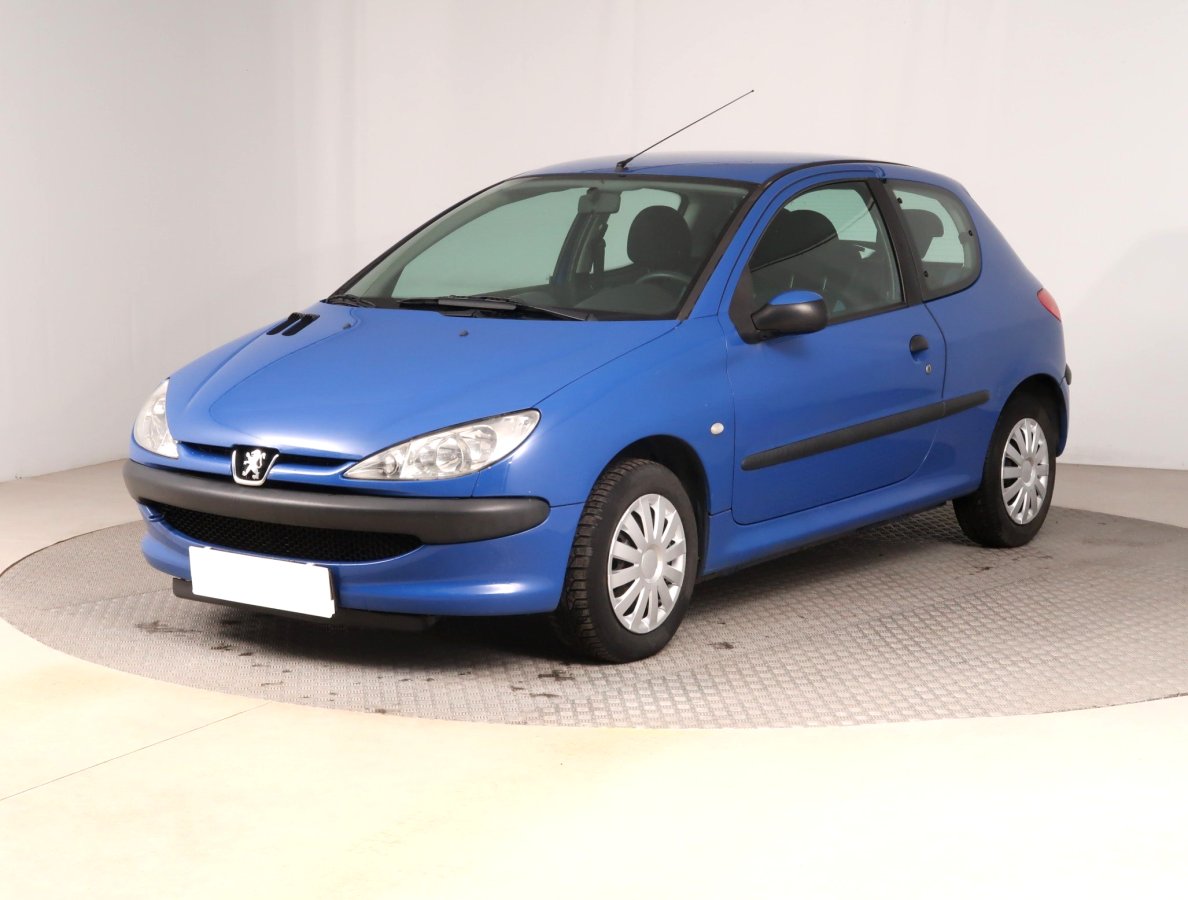 Peugeot 206, 2004 - pohled č. 3
