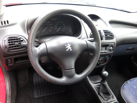 Peugeot 206, 1999 - pohled č. 9