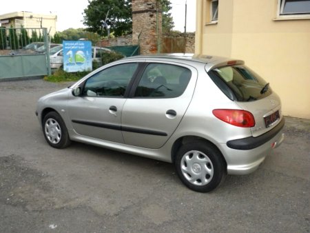 Peugeot 206, 2006 - pohled č. 6