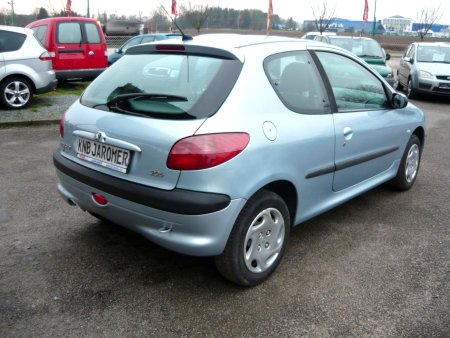 Peugeot 206, 2001 - pohled č. 6