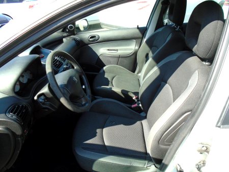 Peugeot 206, 2006 - pohled č. 9