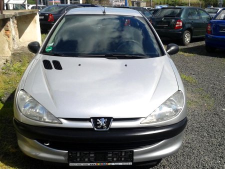 Peugeot 206, 2002 - pohled č. 8