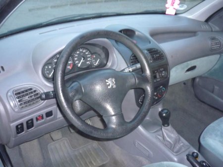 Peugeot 206, 1999 - pohled č. 9