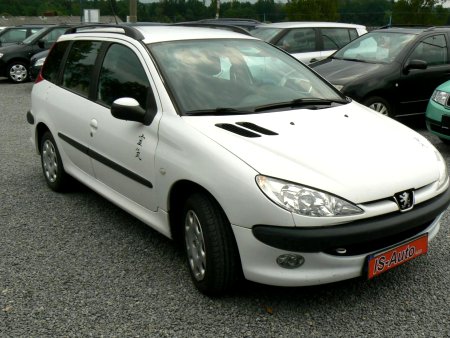 Peugeot 206, 2004 - pohled č. 2