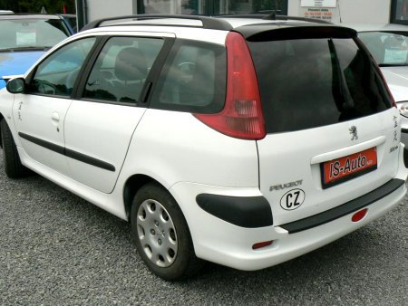 Peugeot 206, 2004 - pohled č. 4