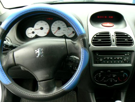 Peugeot 206, 2004 - pohled č. 9
