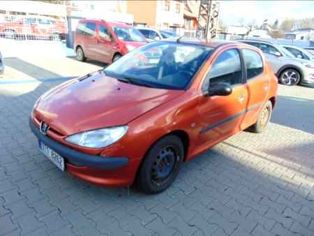 Peugeot 206, 2001 - pohled č. 3