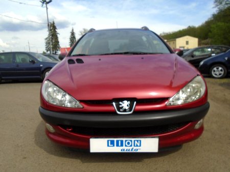 Peugeot 206, 2004 - pohled č. 2